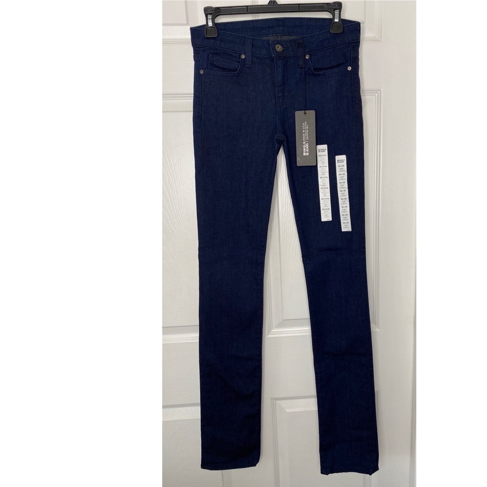 NWT Uniqlo Skinny Fit Straight Jeans SZ 23